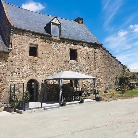 Gite Equestre Dans Centre Equestre Vers Saint Malo Plerguer Zewnętrze zdjęcie